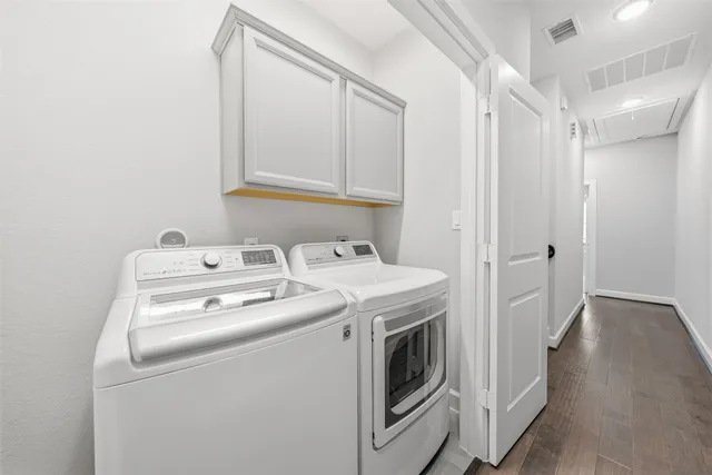 $379,900 | 2707 Church Wood Drive, Houston, TX 77082