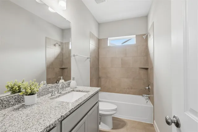 $379,900 | 2707 Church Wood Drive, Houston, TX 77082