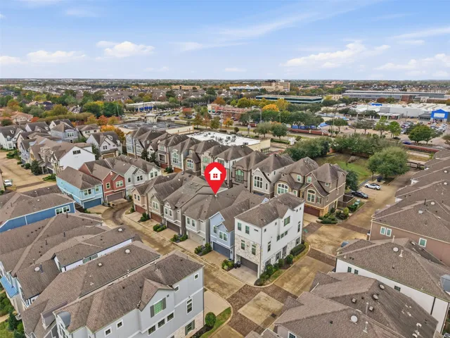 $379,900 | 2707 Church Wood Drive, Houston, TX 77082