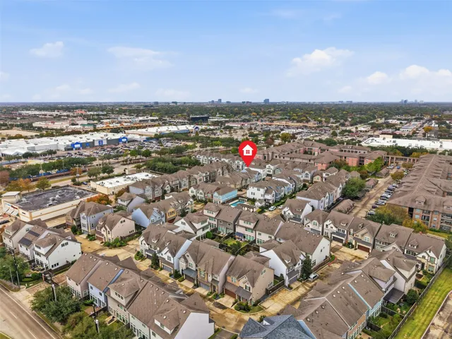 $379,900 | 2707 Church Wood Drive, Houston, TX 77082