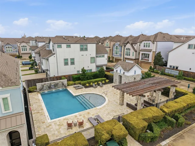 $379,900 | 2707 Church Wood Drive, Houston, TX 77082