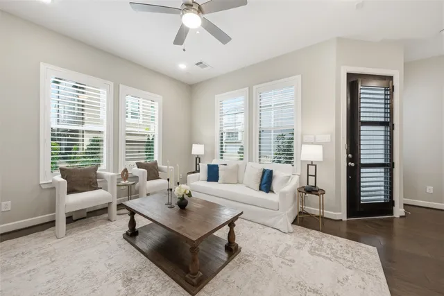 $379,900 | 2707 Church Wood Drive, Houston, TX 77082