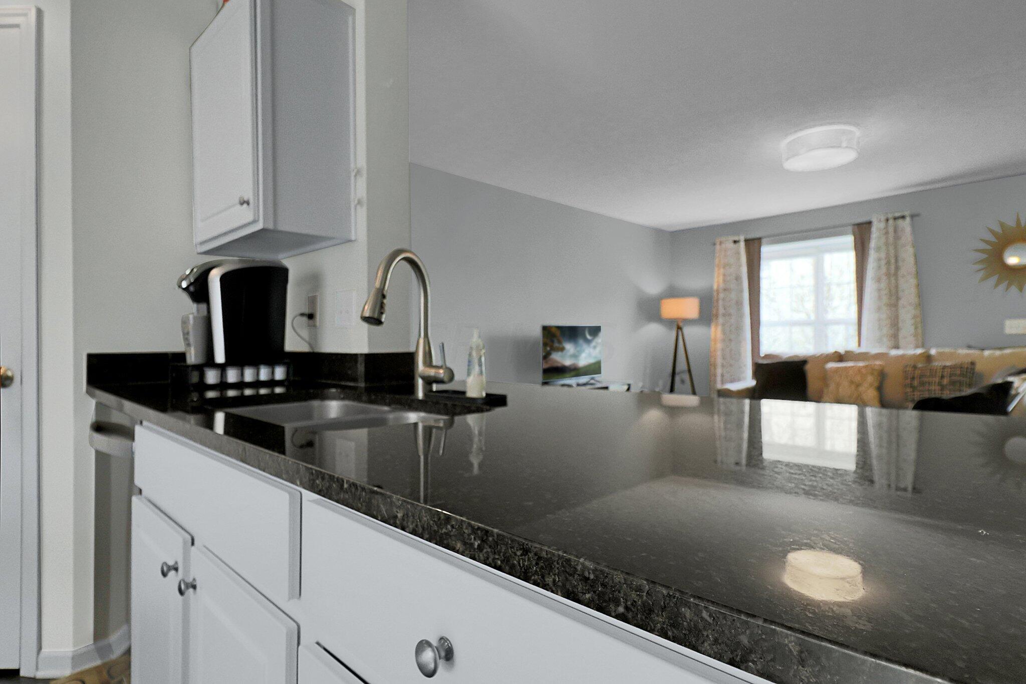 6242 Needletail Road, Unit 33624 Columbus, OH 43230 - Photo 5 of 15 Kitchen2