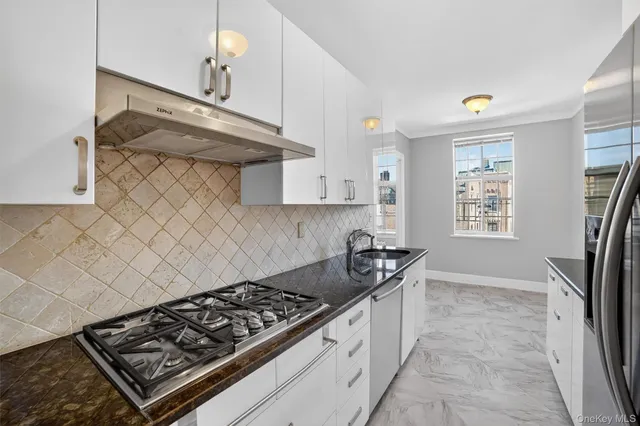 $359,500 | 292 Main Street, Unit 6A, White Plains, NY 10601