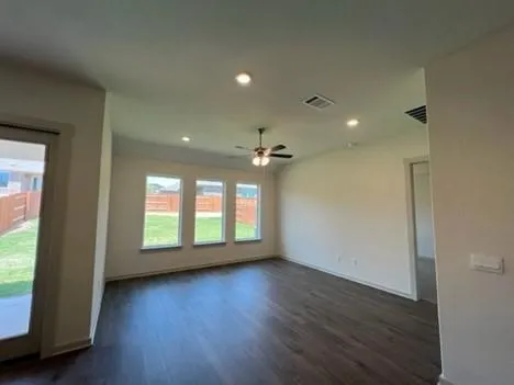 $2,100 | 2245 Leppy Lane, Leander, TX 78641