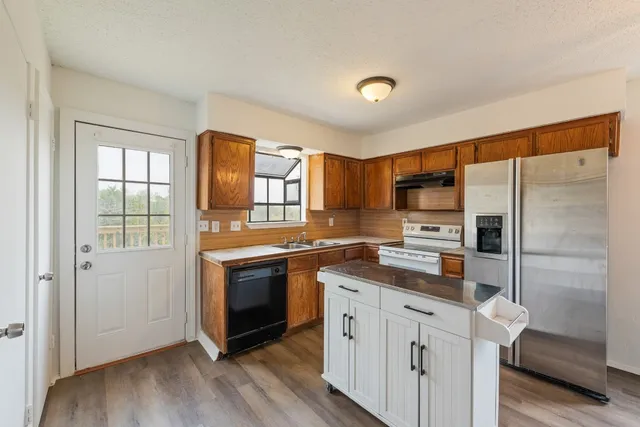 $1,475 | 6910 Rifle Bend, Unit B, Austin, TX 78736