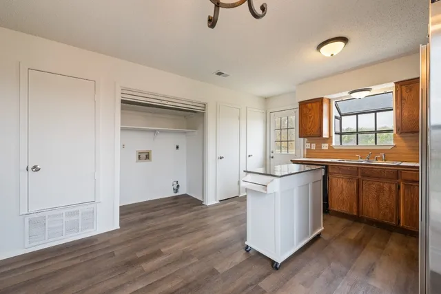 $1,475 | 6910 Rifle Bend, Unit B, Austin, TX 78736