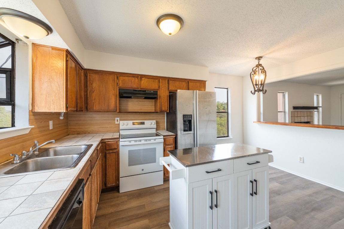 6910 Rifle Bend, Unit B Austin, TX 78736 - Photo 10 of 17