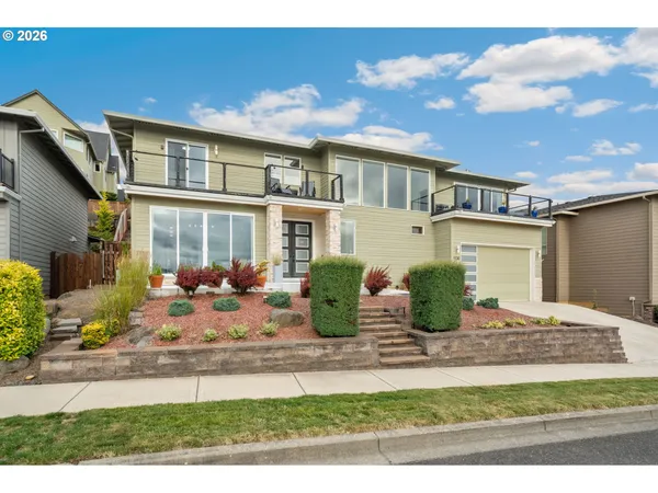 $1,143,300 | 1730 Northwest Klickitat Street, Camas, WA 98607