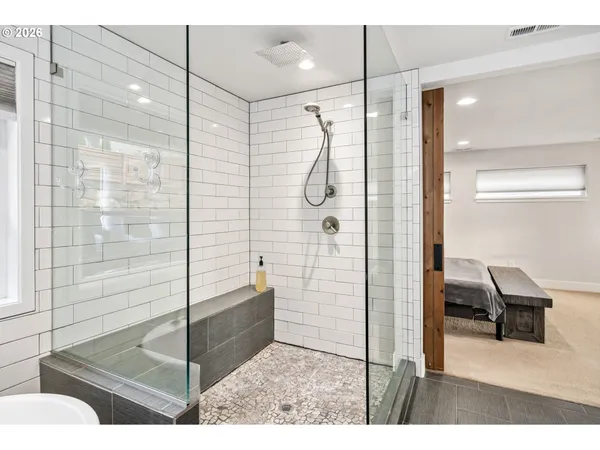 $1,143,300 | 1730 Northwest Klickitat Street, Camas, WA 98607