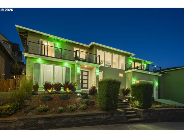 $1,143,300 | 1730 Northwest Klickitat Street, Camas, WA 98607