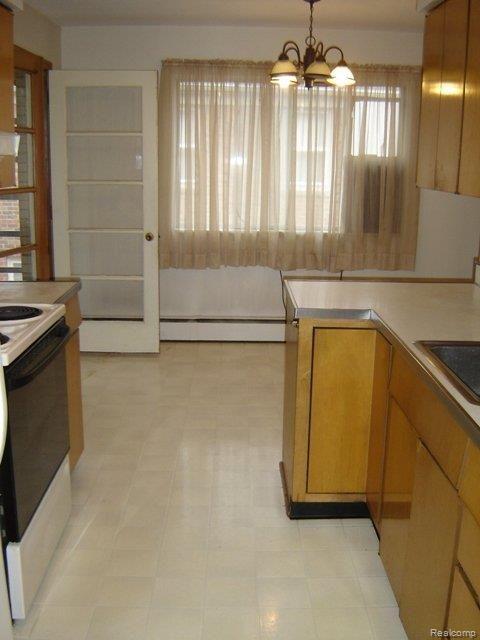 908 Harcourt Road Grosse Pointe, MI 48230 - Photo 18 of 22 Harcourt Upper Kit.JPG
