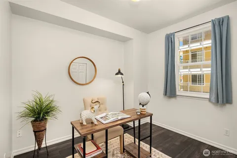 $550,000 | 1800 Northeast 40th Street, Unit C1, Renton, WA 98056