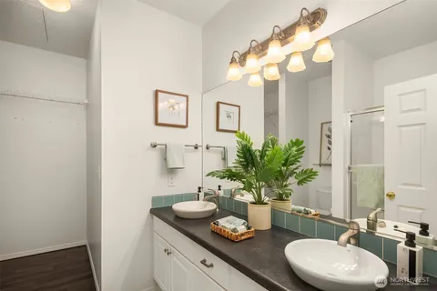 $550,000 | 1800 Northeast 40th Street, Unit C1, Renton, WA 98056