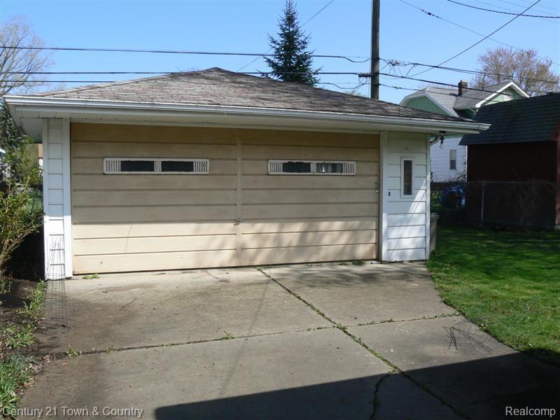 2048 Romeo Street Ferndale, MI 48220 - Photo 17 of 17 Two car detached garage