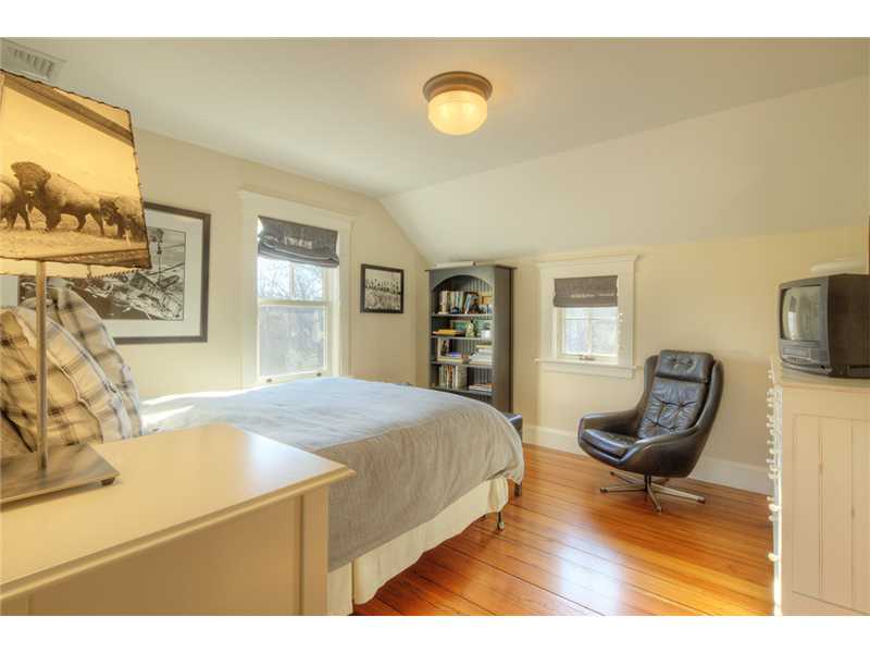 563 Puncatest Neck Road Tiverton, RI 02878 - Photo 17 of 25 Bedroom. Guest bedroom 2nd floor (ensuite)