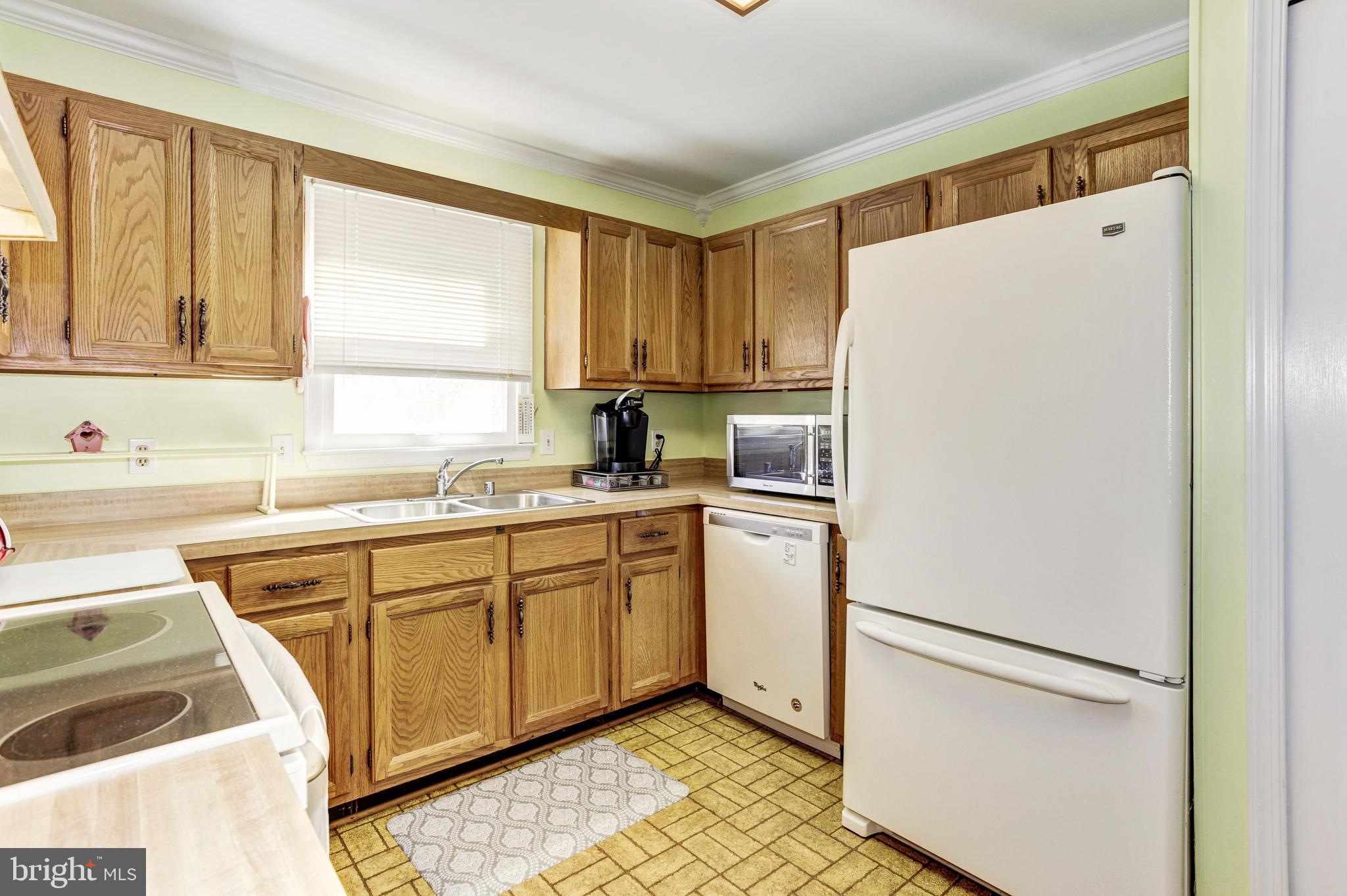 11731 Roosevelt Road Fredericksburg, VA 22407 - Photo 12 of 46