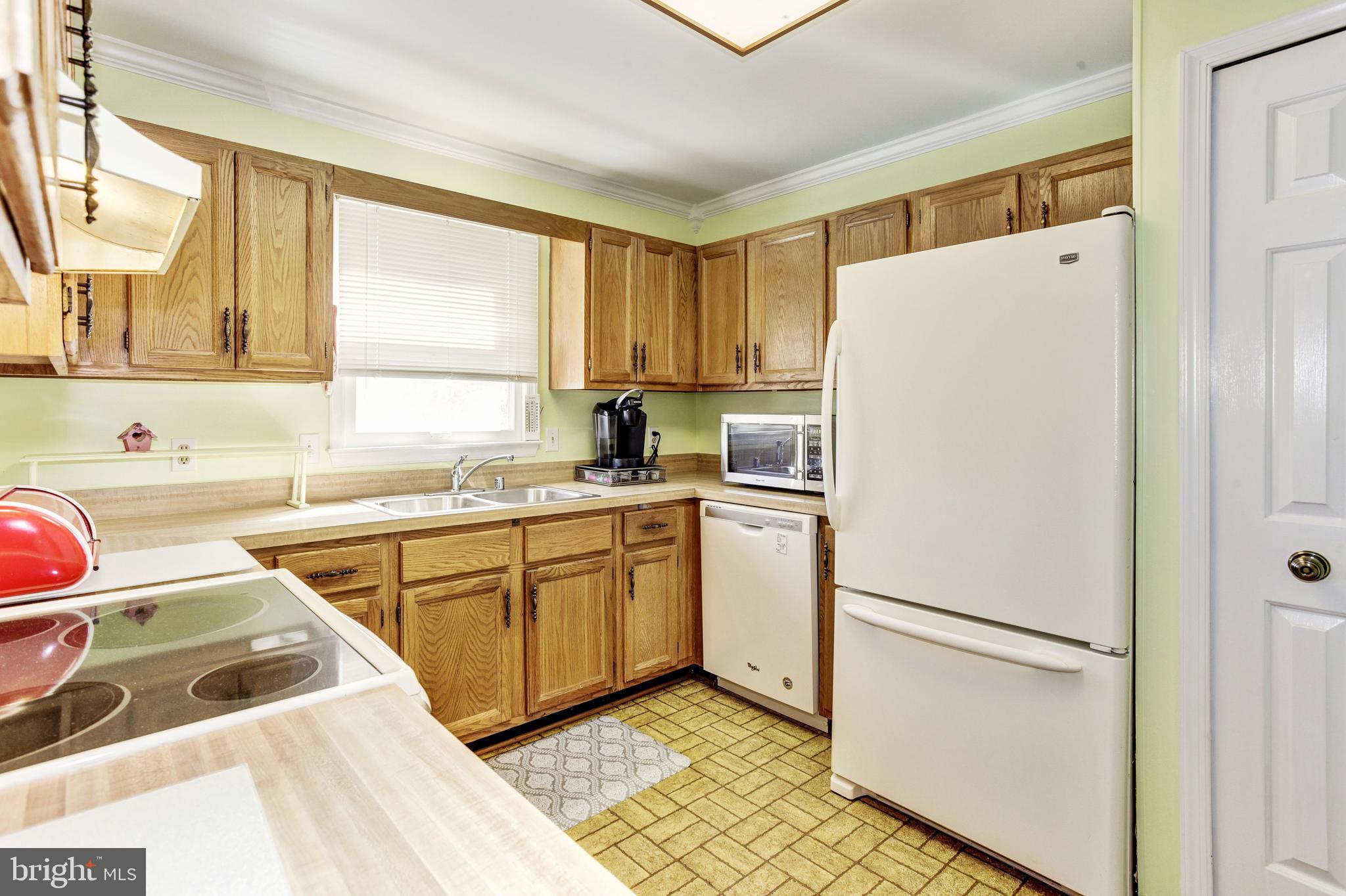 11731 Roosevelt Road Fredericksburg, VA 22407 - Photo 13 of 46