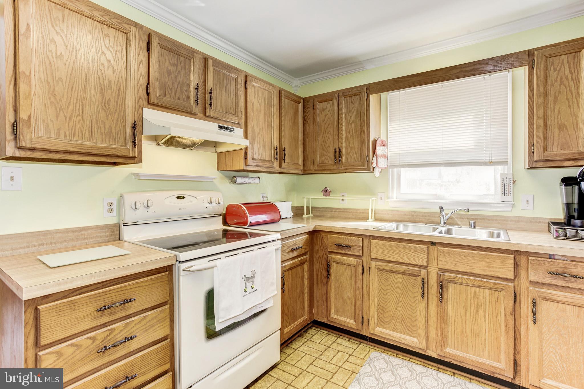 11731 Roosevelt Road Fredericksburg, VA 22407 - Photo 14 of 46