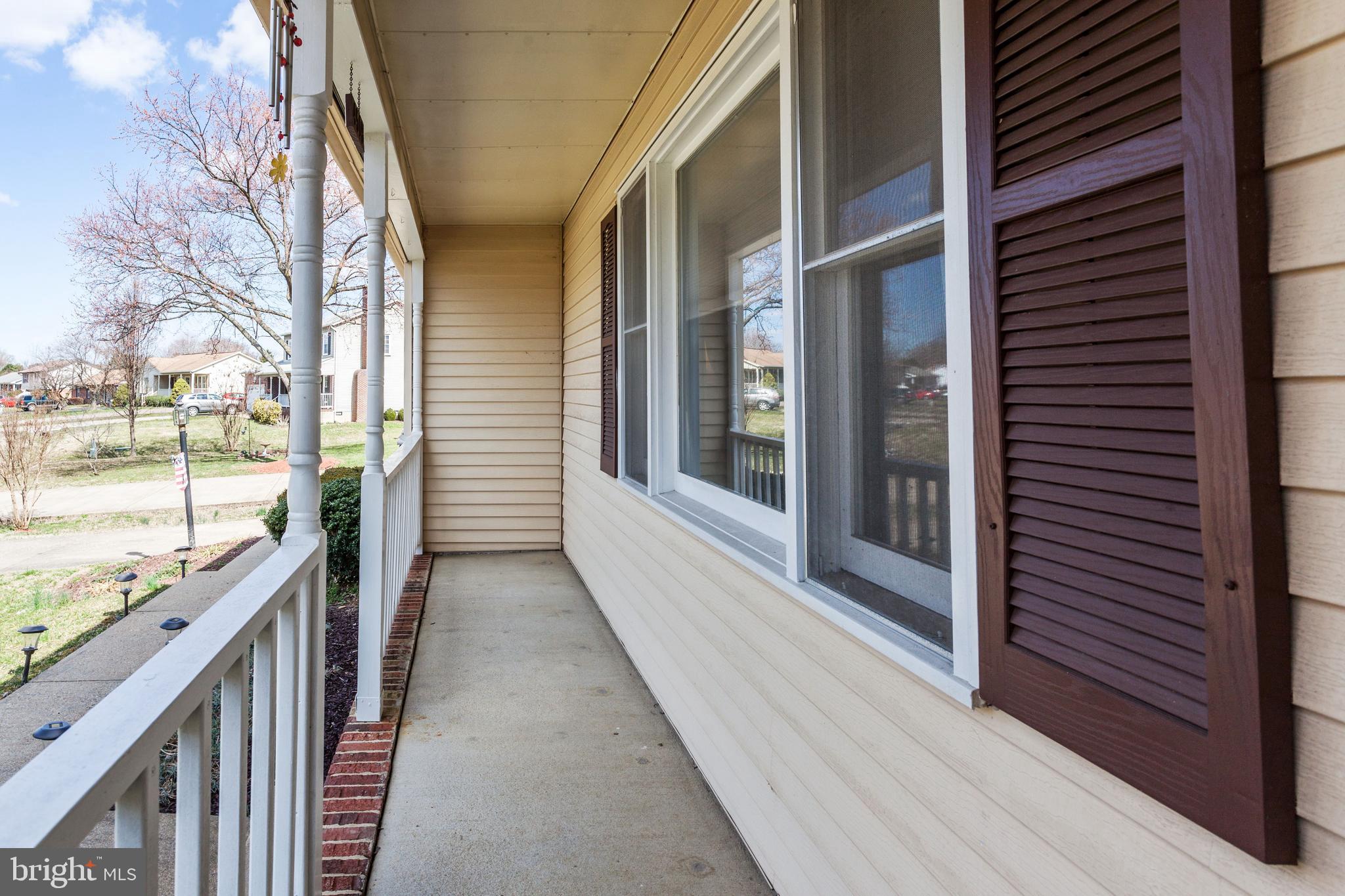 11731 Roosevelt Road Fredericksburg, VA 22407 - Photo 4 of 46