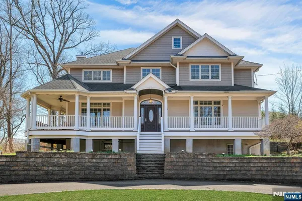 $1,700,000 | 26 Sunset Road, Livingston, NJ 07039