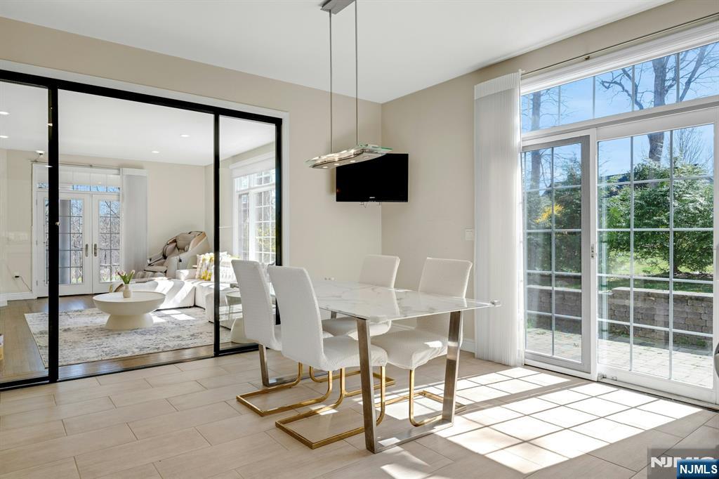 26 Sunset Road Livingston, NJ 07039 - Photo 15 of 39