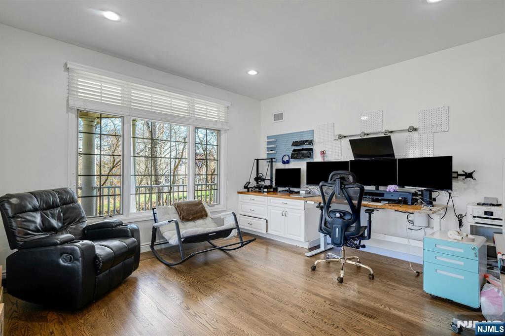 26 Sunset Road Livingston, NJ 07039 - Photo 19 of 39