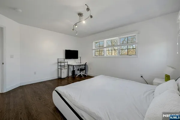 $1,700,000 | 26 Sunset Road, Livingston, NJ 07039