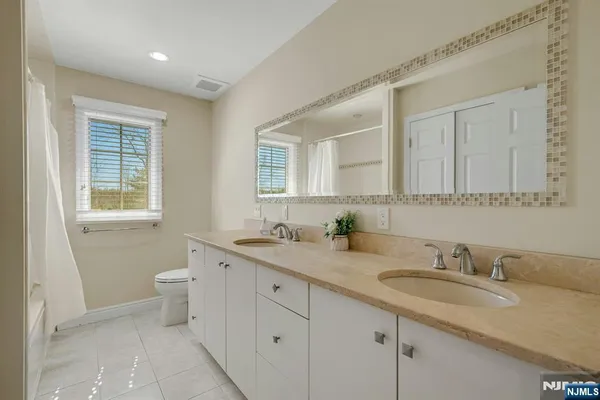 $1,700,000 | 26 Sunset Road, Livingston, NJ 07039