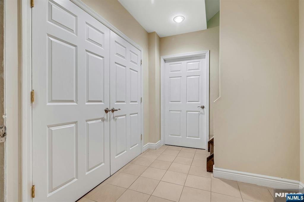 26 Sunset Road Livingston, NJ 07039 - Photo 34 of 39