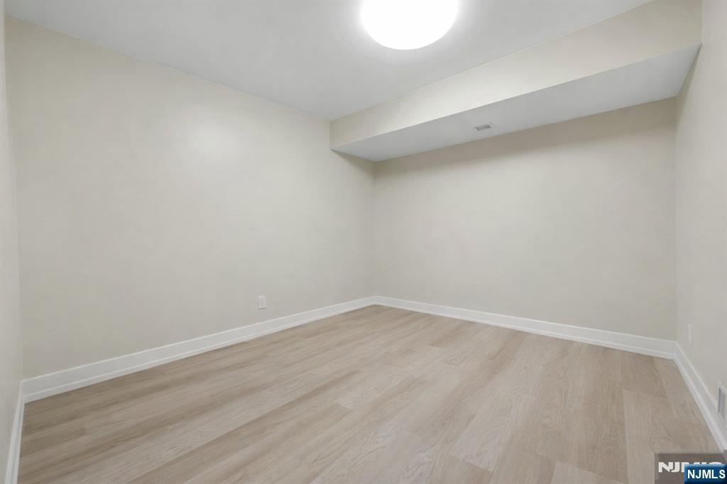 26 Sunset Road Livingston, NJ 07039 - Photo 35 of 39