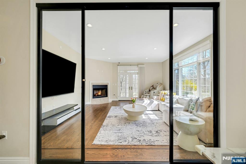 26 Sunset Road Livingston, NJ 07039 - Photo 10 of 39