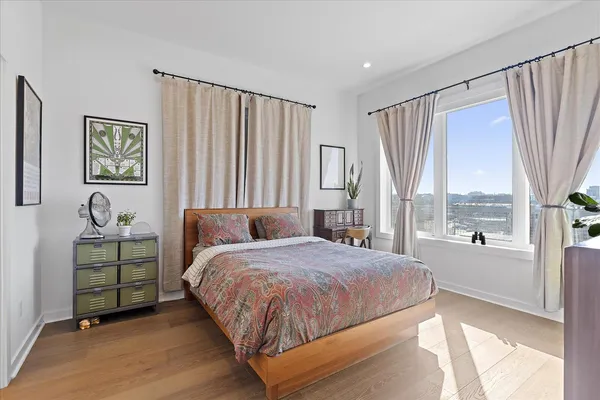 $2,600 | 411 Fairpoint Street, Unit 202, Chattanooga, TN 37405