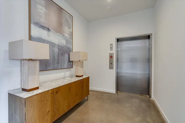 $2,600 | 411 Fairpoint Street, Unit 202, Chattanooga, TN 37405