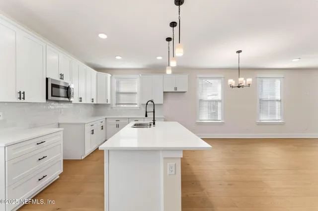 $379,000 | 32 East 10th Street, Jacksonville, FL 32206