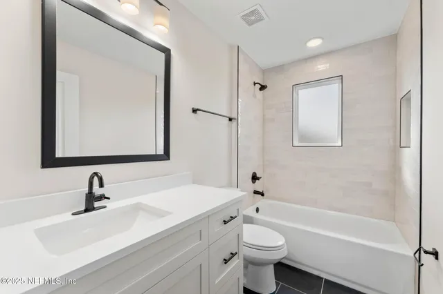 $379,000 | 32 East 10th Street, Jacksonville, FL 32206