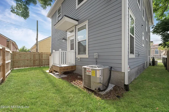 $379,000 | 32 East 10th Street, Jacksonville, FL 32206