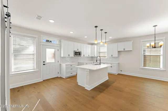 $379,000 | 32 East 10th Street, Jacksonville, FL 32206