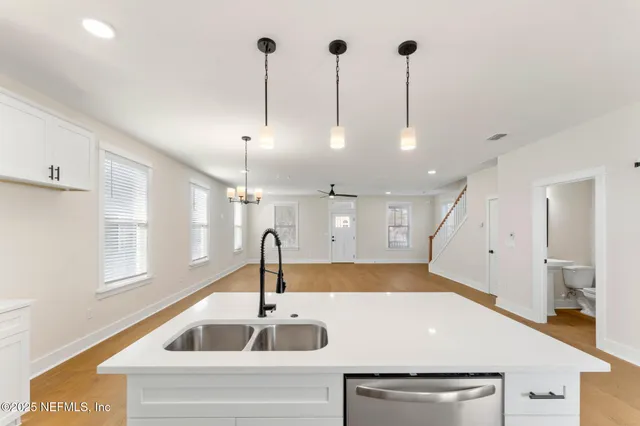 $379,000 | 32 East 10th Street, Jacksonville, FL 32206