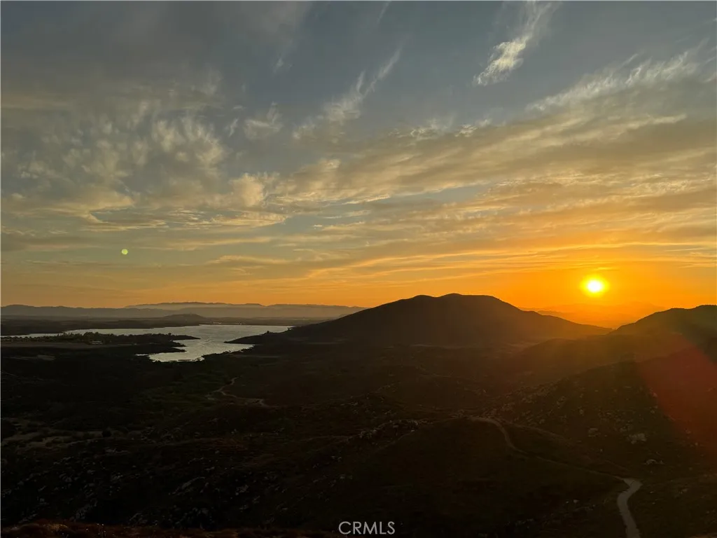 0 Lake Summit Drive Temecula, CA 92590 - Photo 19 of 25 a view of an ocean and mountain