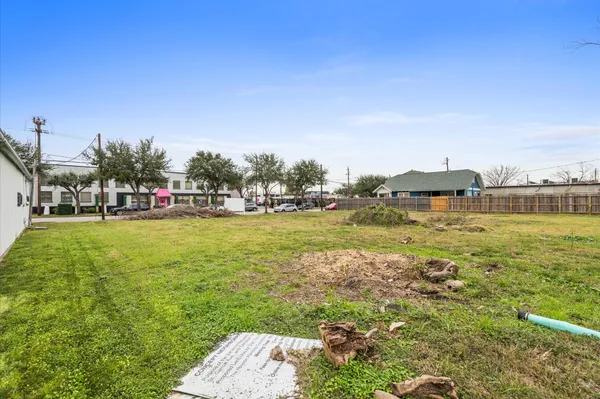 $450,000 | 10 North Sampson Street, Houston, TX 77003