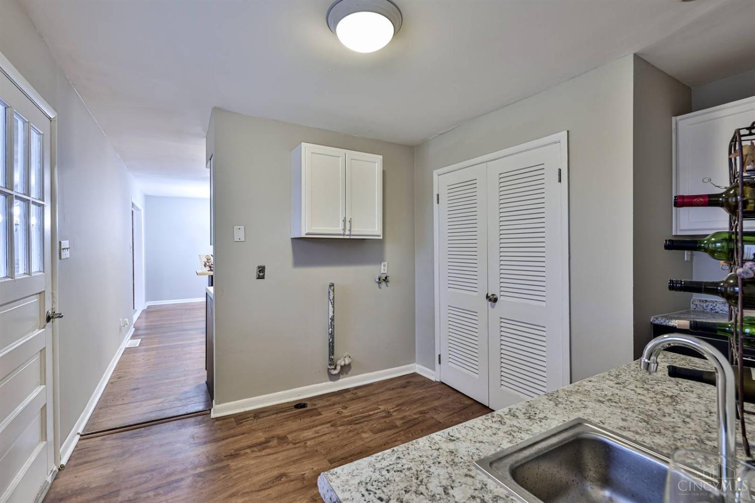 8798 Wuest Road Cincinnati, OH 45251 - Photo 28 of 41 Gallery Image 28