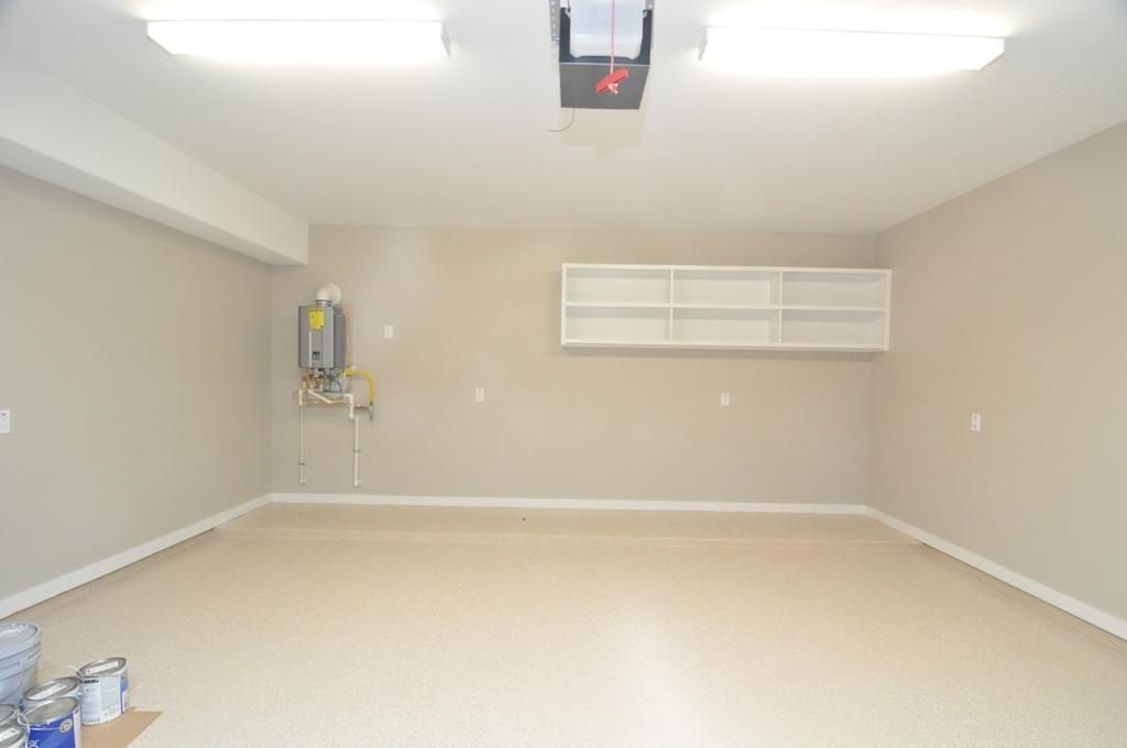 4303 Dickson Street, Unit A Houston, TX 77007 - Photo 15 of 30 a view of an empty room