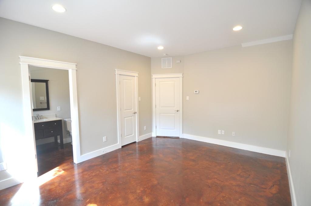 4303 Dickson Street, Unit A Houston, TX 77007 - Photo 24 of 30 a view of an empty room