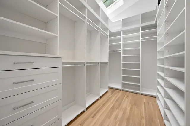 $2,195,000 | 17 Clover Lane, Westport, CT 06880