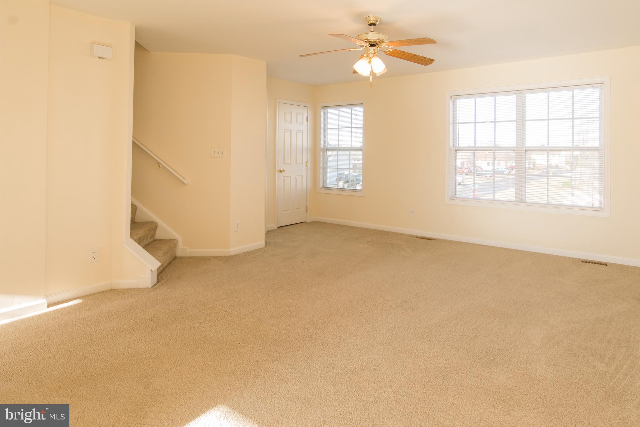 8 Silas Inwood, WV 25428 - Photo 11 of 27 Living Room