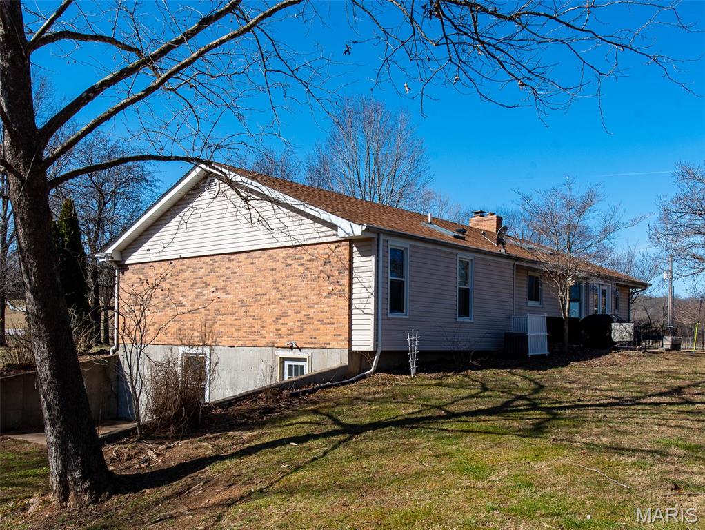 1864 North Bend Road Union, MO 63084 - Photo 15 of 54