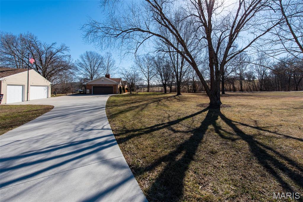 1864 North Bend Road Union, MO 63084 - Photo 9 of 54