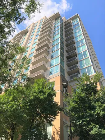 $3,500 | 1640 Maple Avenue, Unit 502, Evanston, IL 60201