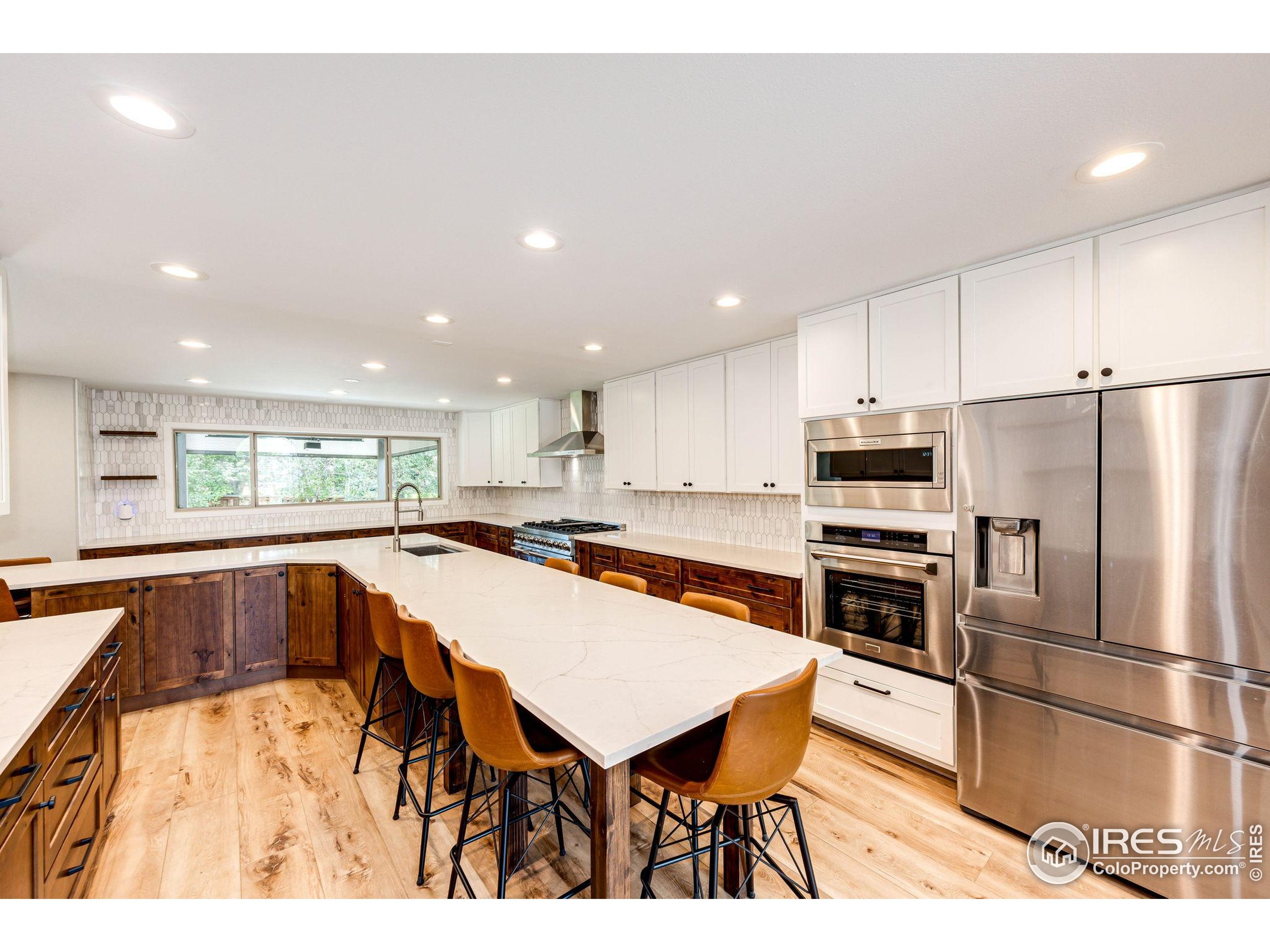 9409 Prairie View Drive Highlands Ranch, CO 80126 - Photo 7 of 50